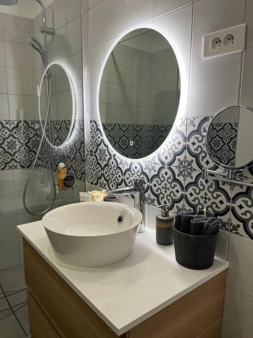 Superbe Appartement Moderne En Rez-De-Chaussee Ozoir-la-Ferriere Ngoại thất bức ảnh
